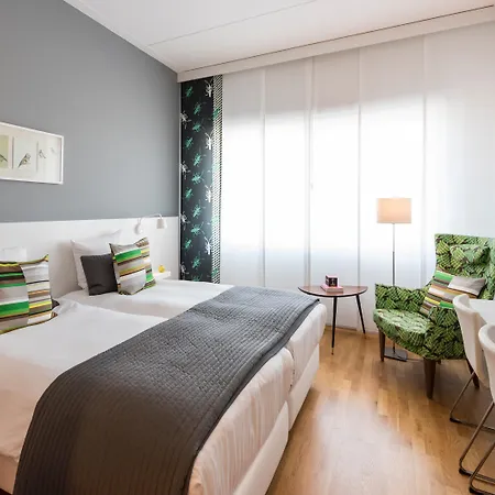 Westcord Hotel 4*